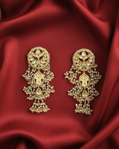 Devyani Leher Chandbali