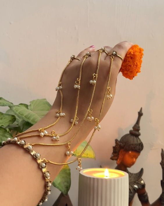 Komal Lata Hathphool (single piece)