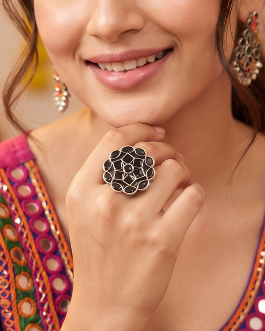 Raas Ring 106 - Black