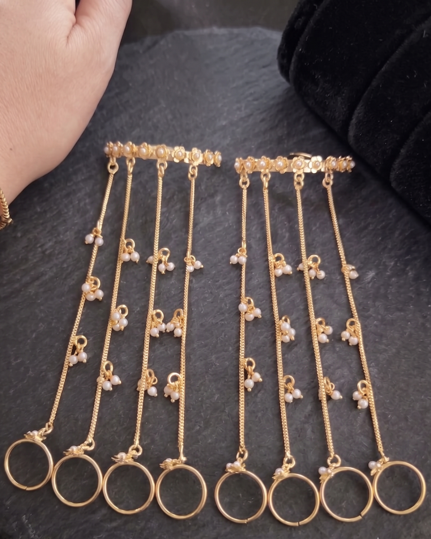 Komal Lata Hathphool (1 pair,2 pieces)
